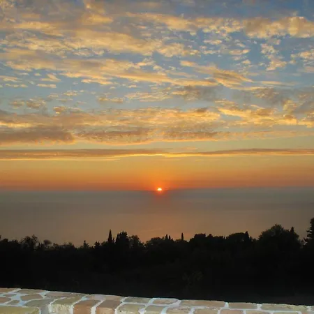 House Lemoni, B - Pelekas, Corfu 아파트 펠레카스